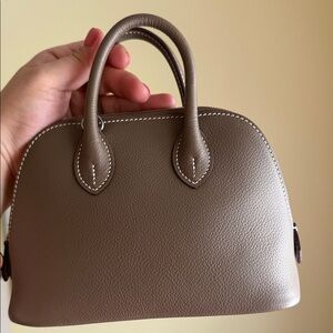 Elegant Brown Leather Handbag